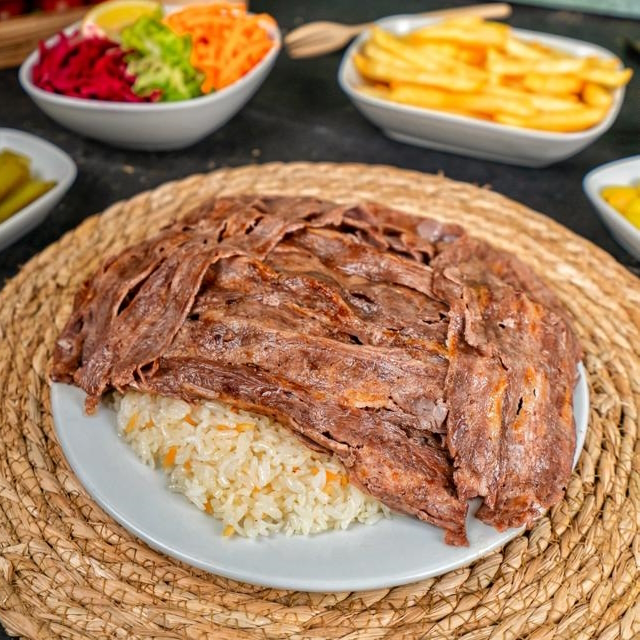 Pilav Üstü Döner